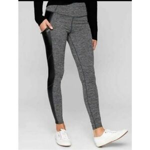 Athleta Black Grey Herringbone Faux Leather Zippered Pockets Leggings Size XS
